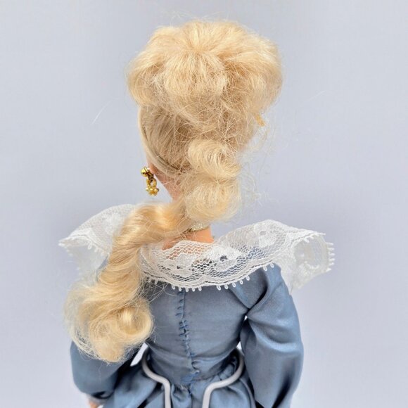 Barbie Princess Of The Danish Court Dolls Of The World 2002 56216 Doll Read - Picture 9 of 16